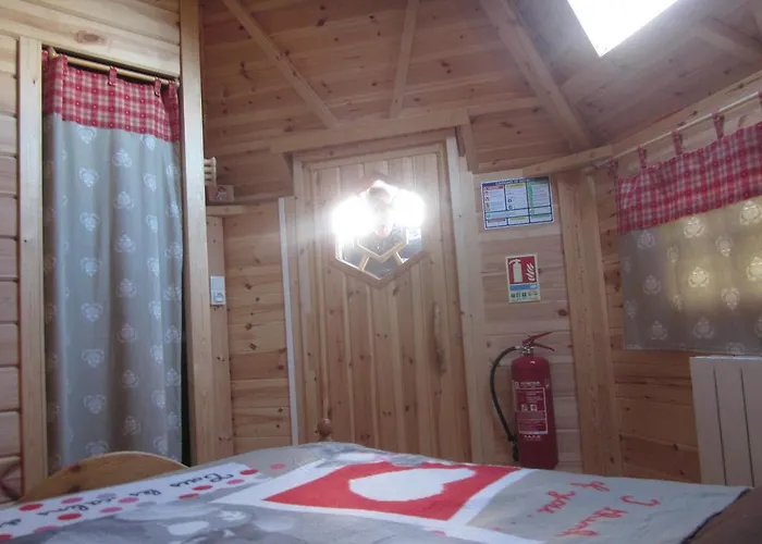 Maison d'hôtes Domaine De *