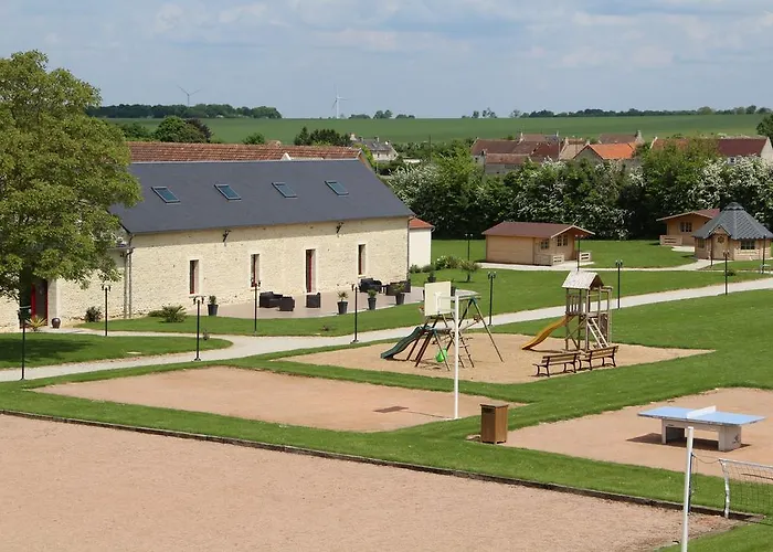 Maison d'hôtes Domaine De *